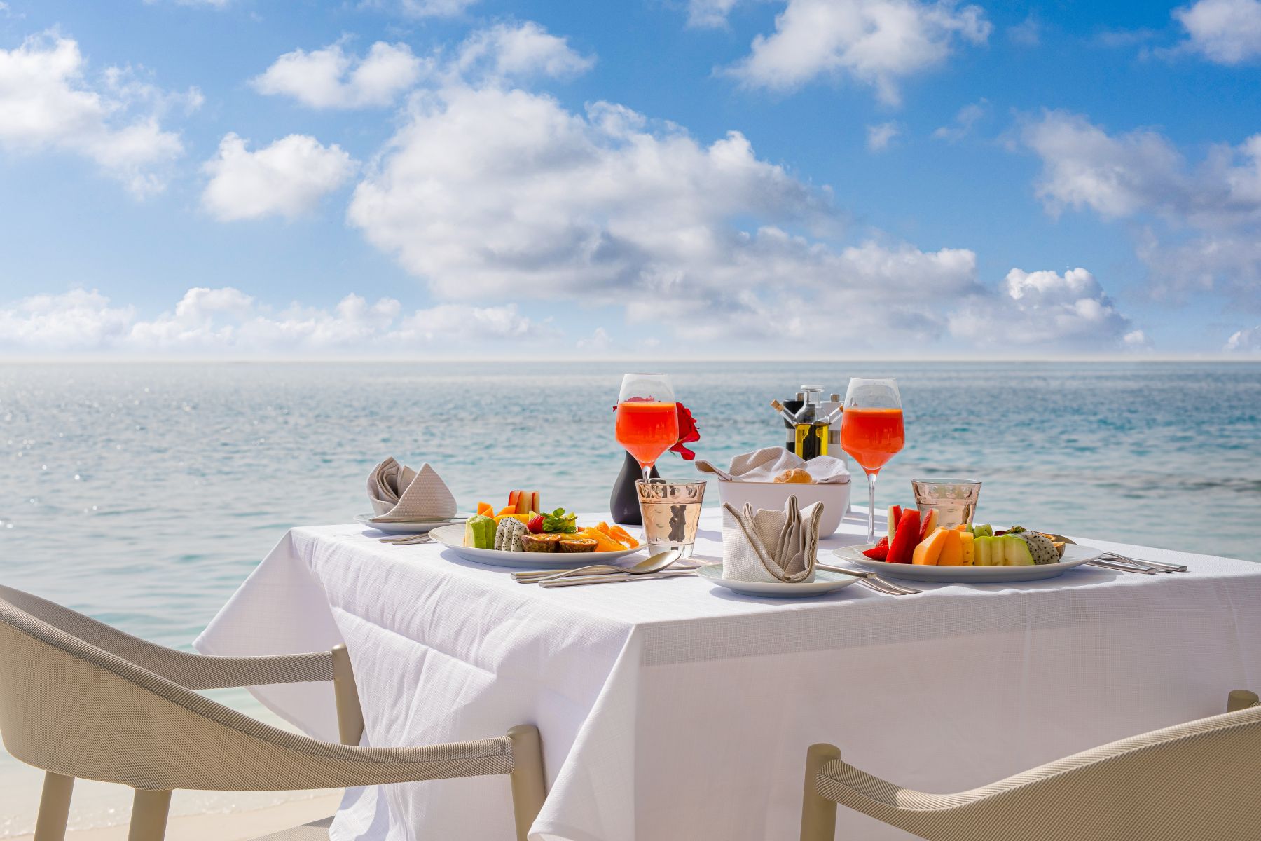 Luxury beachfront breakfast